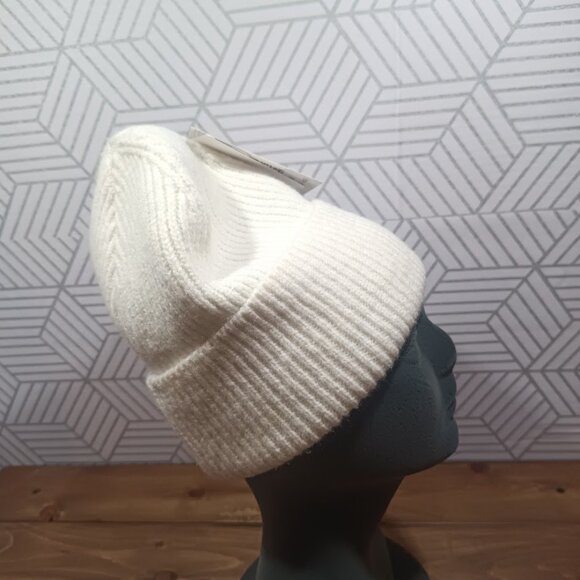 American Eagle winter beanie - Picture 2 of 4